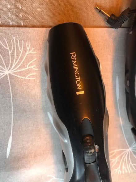 Photo of free REMINGTON BEARD TRIMMERS 3No MB320C (Radcliffe on Trent, NG12) #4