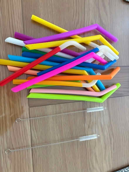 Photo of free Silicone straws and cleaner brush (SG4 hitchin) #1