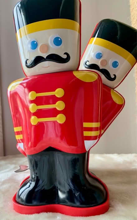 Photo of free Twin Tin Soldiers (Rotherhithe) #1
