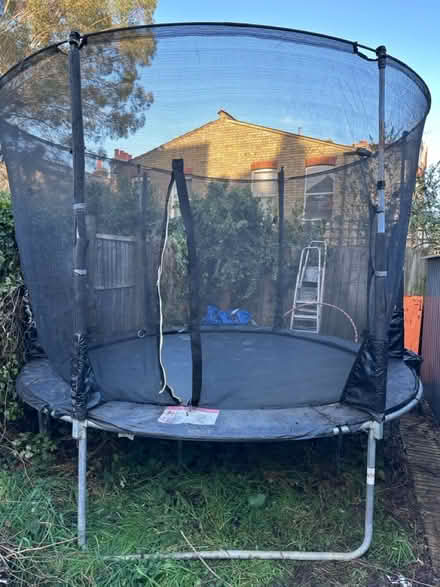Photo of free 10’ trampoline (Alexandra Palace N22) #1