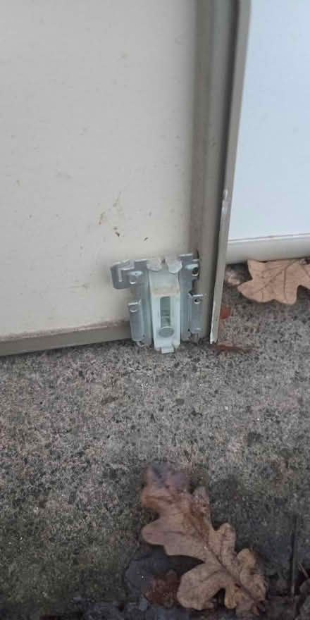 Photo of free 2 door sliding wardrobe (Maidenbower, Crawley RH10) #2