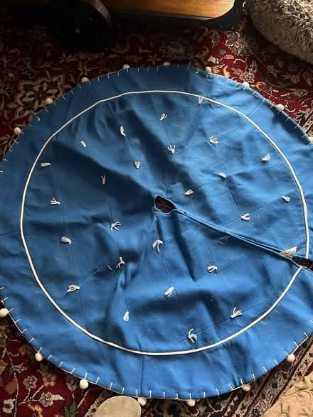 Photo of free Blue tree skirt (Sunnyvale) #1
