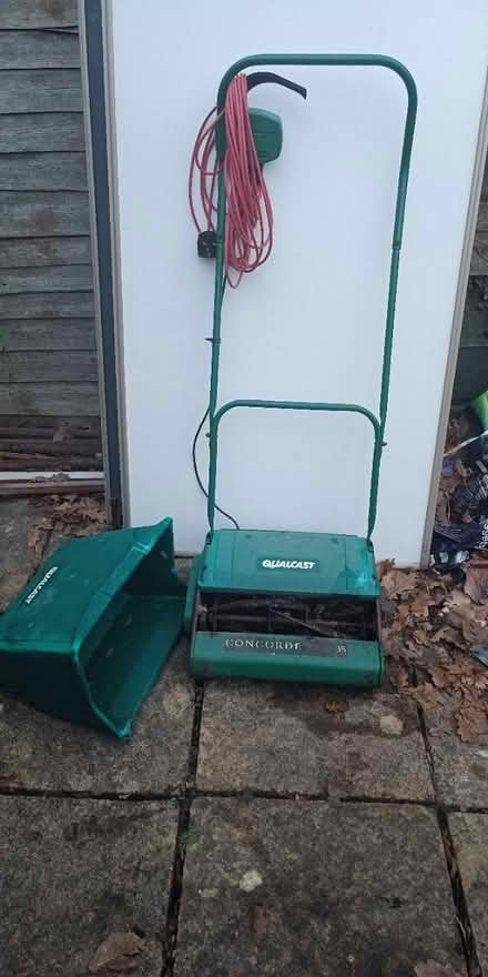 Photo of free Electric push mower (Maidenbower, Crawley RH10) #1