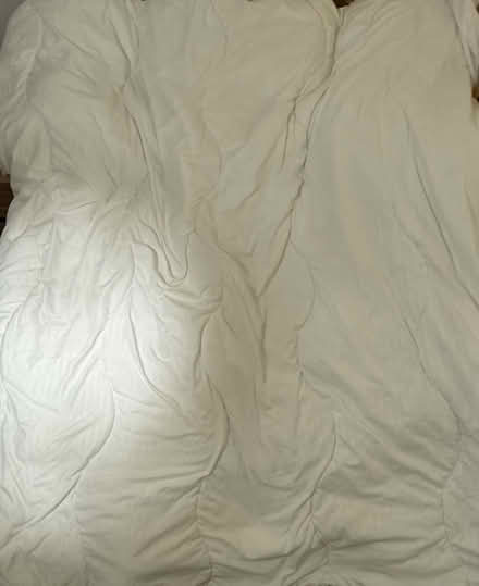 Photo of free M&S 4.5 tog double duvet washable (Levenshulme, M19) #3