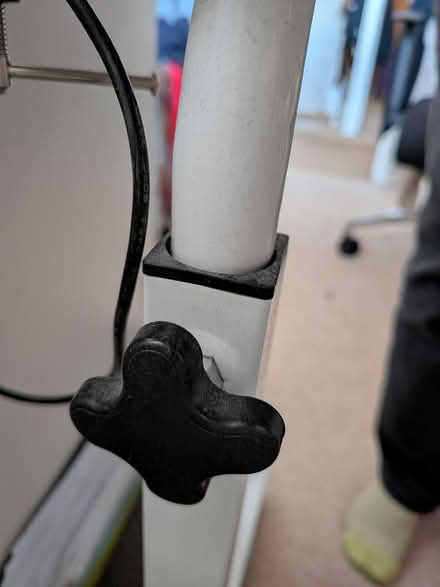 Photo of free Desk (Binfield RG42) #2