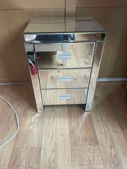Photo of free 2 bedside cabinets and one vanity unit (Gargunnock FK8) #2