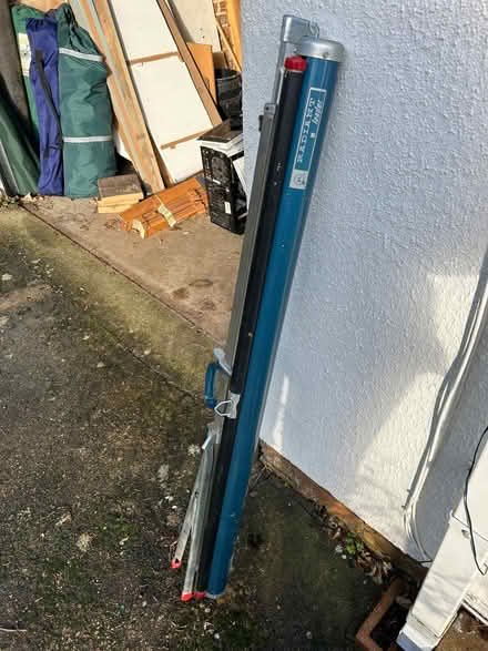 Photo of free Projector screen (Garsington OX44) #2