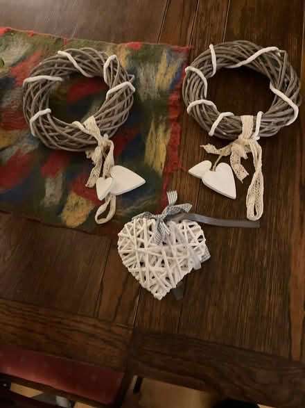 Photo of free Wall decorations (Totteridge HW HP13) #1