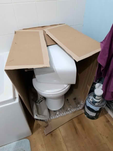 Photo of free Toilet cistern and pan fully working (Chapeltown LS7) #1