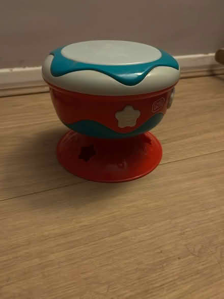 Photo of free Spinning musical drum toy (Calcot RG31) #1