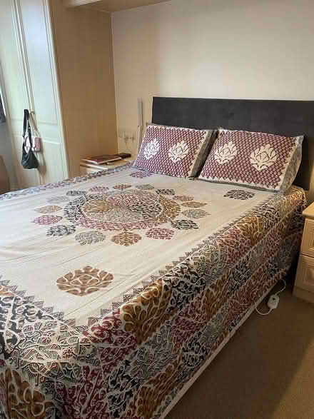 Photo of free Divan bed - double (Rushams Road, Horsham RH12) #4
