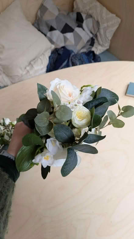 Photo of free Silk flower bouquetS (Oldfield Park BA2) #4