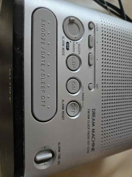 Photo of free Radio alarm clock (Springfield CM1) #2