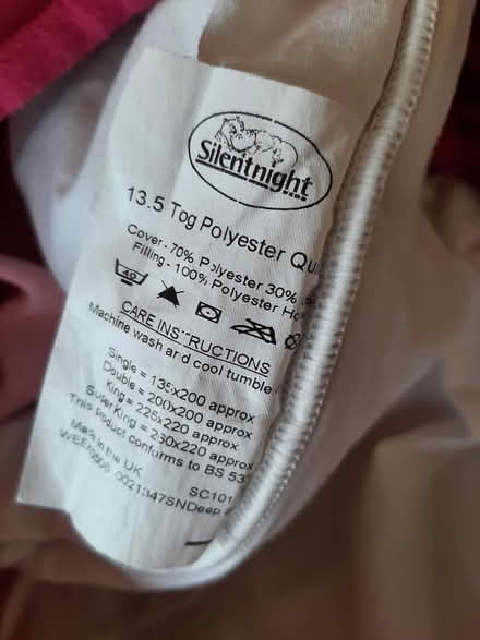 Photo of free Super king size 13.5 tog duvet (Abingdon Oxfordshire OX14) #2