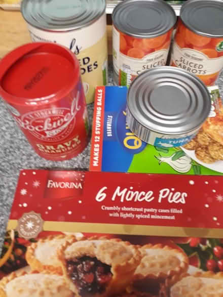 Photo of free Tins mince pies stuffing mix (Bedford MK40) #1