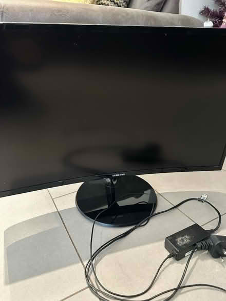 Photo of free Computer monitor (Goffs oak EN7) #3