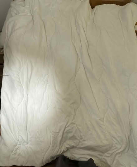 Photo of free M&S 4.5 tog double duvet washable (Levenshulme, M19) #4