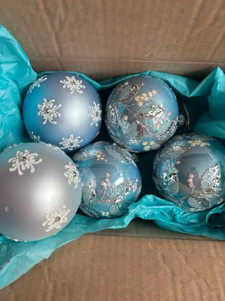 Photo of free 5 glass Christmas ornaments (Rego Park) #1