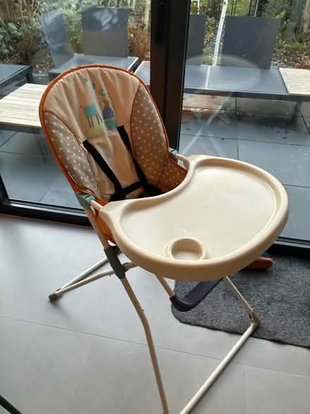 Photo of free High Chair (SM4 South Merton) #1