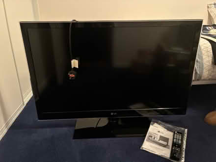 Photo of free 43” colour TV (Pilton EH5) #3