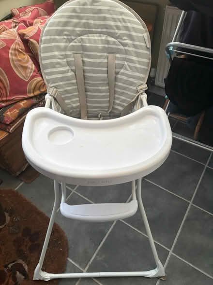 Photo of free High Chair (HP5 Chesham) #1