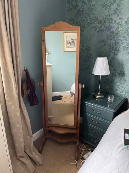 Photo of free Mirror on stand (Carrick Knowe EH12) #1
