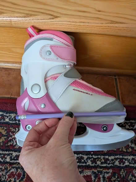 Photo of free Kids adjustable size skates (Old Ottawa south) #2