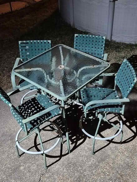 Photo of free 5 pcs Tall Lawn Patio Set (Gardenville/Waltherson 21206) #3