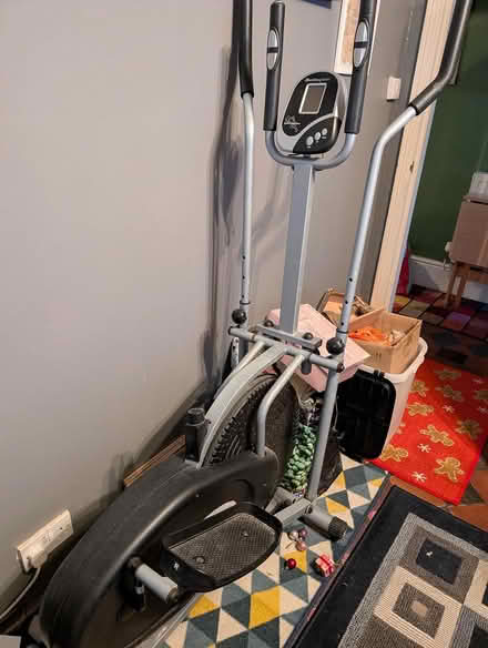 Photo of free Cross Trainer (Coedpoeth LL11) #1