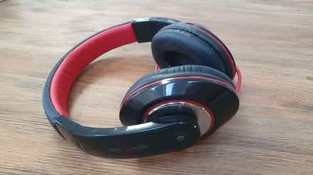 Photo of free Headset (Odd Down) #2