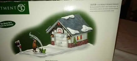 Photo of free Electric snowblower with Garage (Hyde Park, near Greenfields) #1