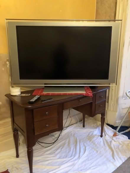 Photo of free TV (Edgeside BB4) #1