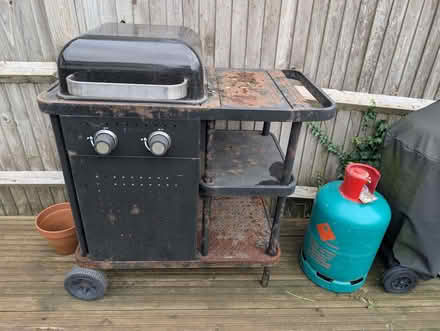 Photo of free Gas BBQ and gas canister (Portslade Village BN41) #1