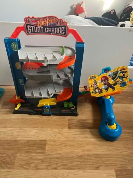 Photo of free Variety toys/dressing up clothes (TA6) #4