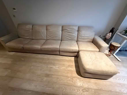 Photo of free 5 seater leather Natuzzi sofa (W8 5JR) #4