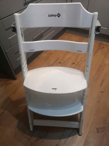 Photo of free Toddler adjustable seat (BN24) #1