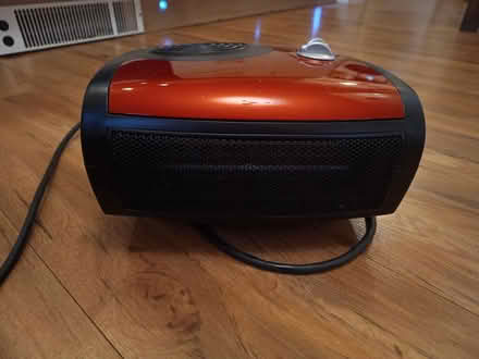 Photo of free Red fan heater 1.5KW (LU7 Leighton Buzzard) #1
