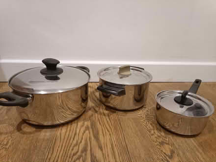 Photo of free Pots & pans (Stepney E1) #1