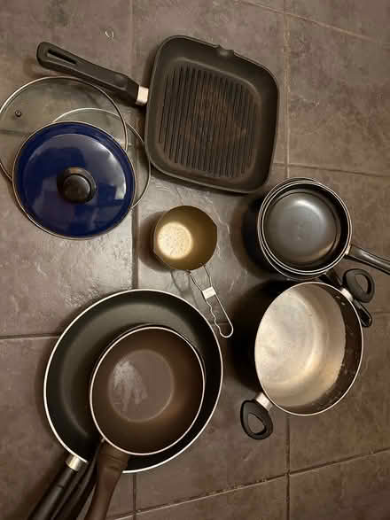 Photo of free Pots and pans (Kingston upon Thames KT1 3NE) #1