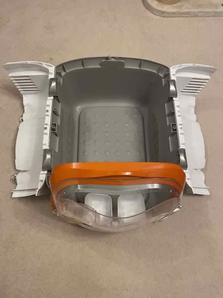 Photo of free Cat Carriers (Queen's Hills NR8) #2