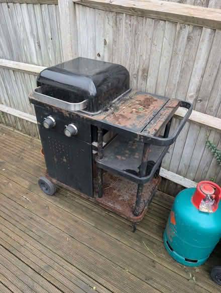 Photo of free Gas BBQ and gas canister (Portslade Village BN41) #2