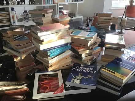 Photo of free Books especially psychology books (Big Wood NW11) #1