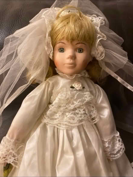 Photo of free Porcelain Bride Doll (Cheshunt En8) #2