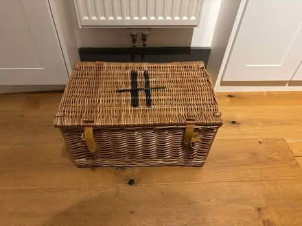Photo of free Harrods hamper (empty) (EC1V) #2