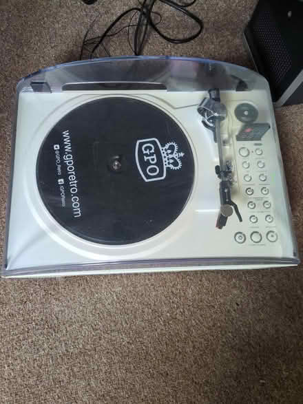 Photo of free GPO retro vinyl player (Newhaven SK17) #2