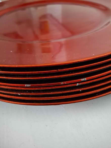 Photo of free Plate chargers (Reddish SK5) #2