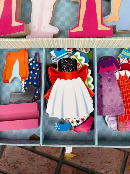 Photo of free Wood dress up dolls (Bascom/Union Campbell) #2