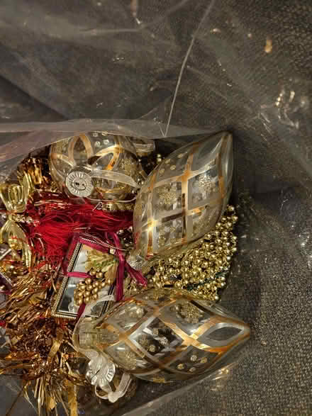 Photo of free Red and Gold Decorations (Boldmere B73) #2