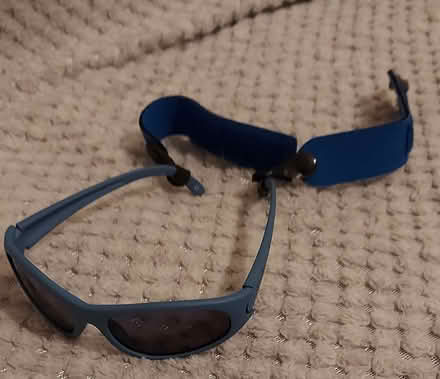 Photo of free Jojo Maman Bébé baby sunglasses (Bexley DA5) #2