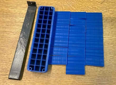 Photo of free Laminator flooring kit (Walton Manor OX2) #1